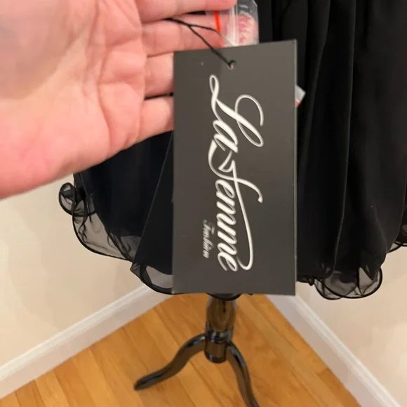 La Femme Short Black Strapless Cocktail Dress Size 6 - Picture 7 of 9